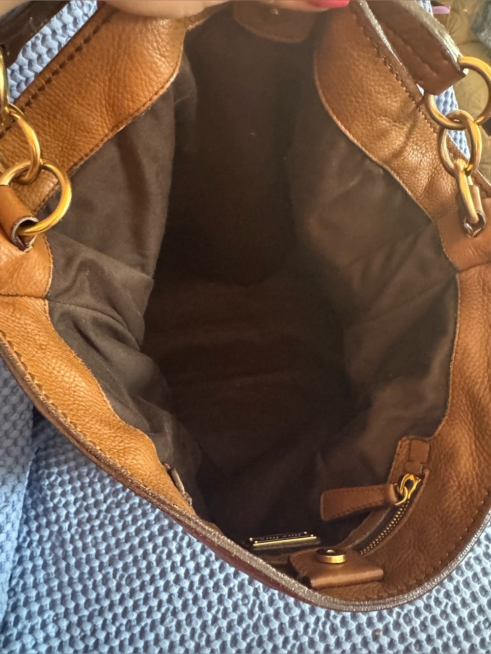 Miu Miu Tan Leather Shoulder Bag with Gold Plaque - Picture 3 of 6